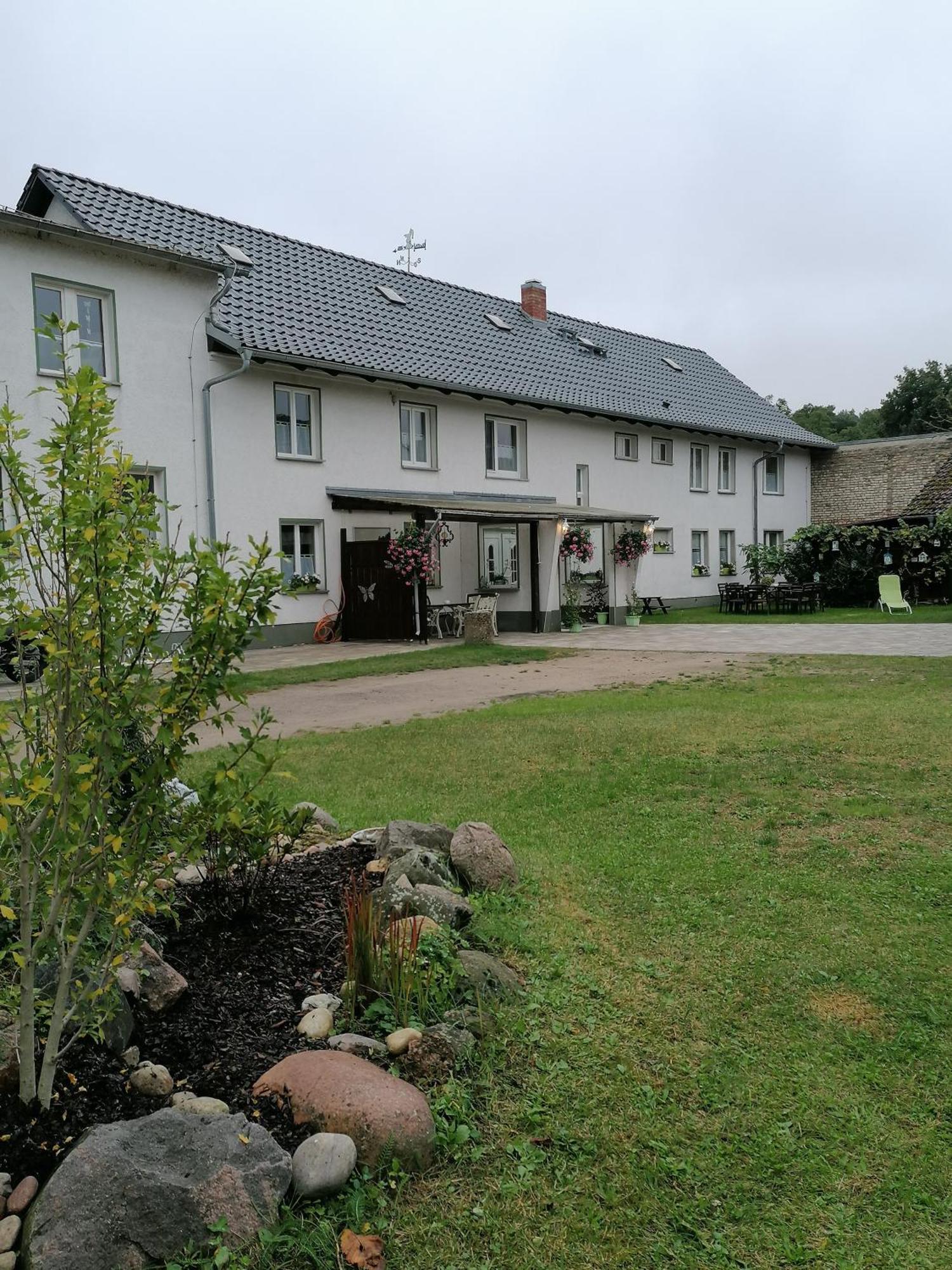"Maerkische Traube" Idyllisches Gaestehaus Fuer Selbsversorger Zesch Exterior photo
